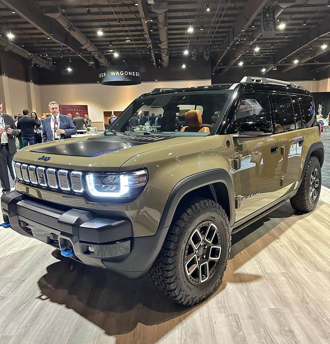 Jeep Recon EV dealer even first real life look 3.jpg