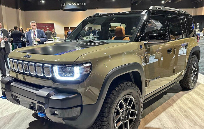 First Live Look! Jeep Recon Moab 4xe Concept Shown to Dealers at Stellantis Event